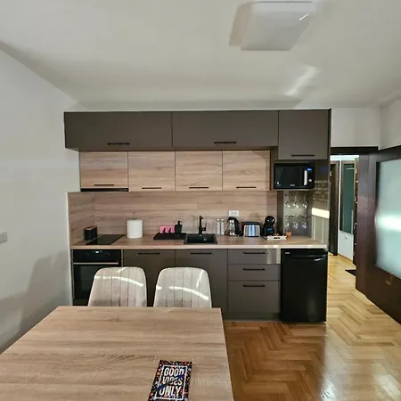 Dux - Apartment *